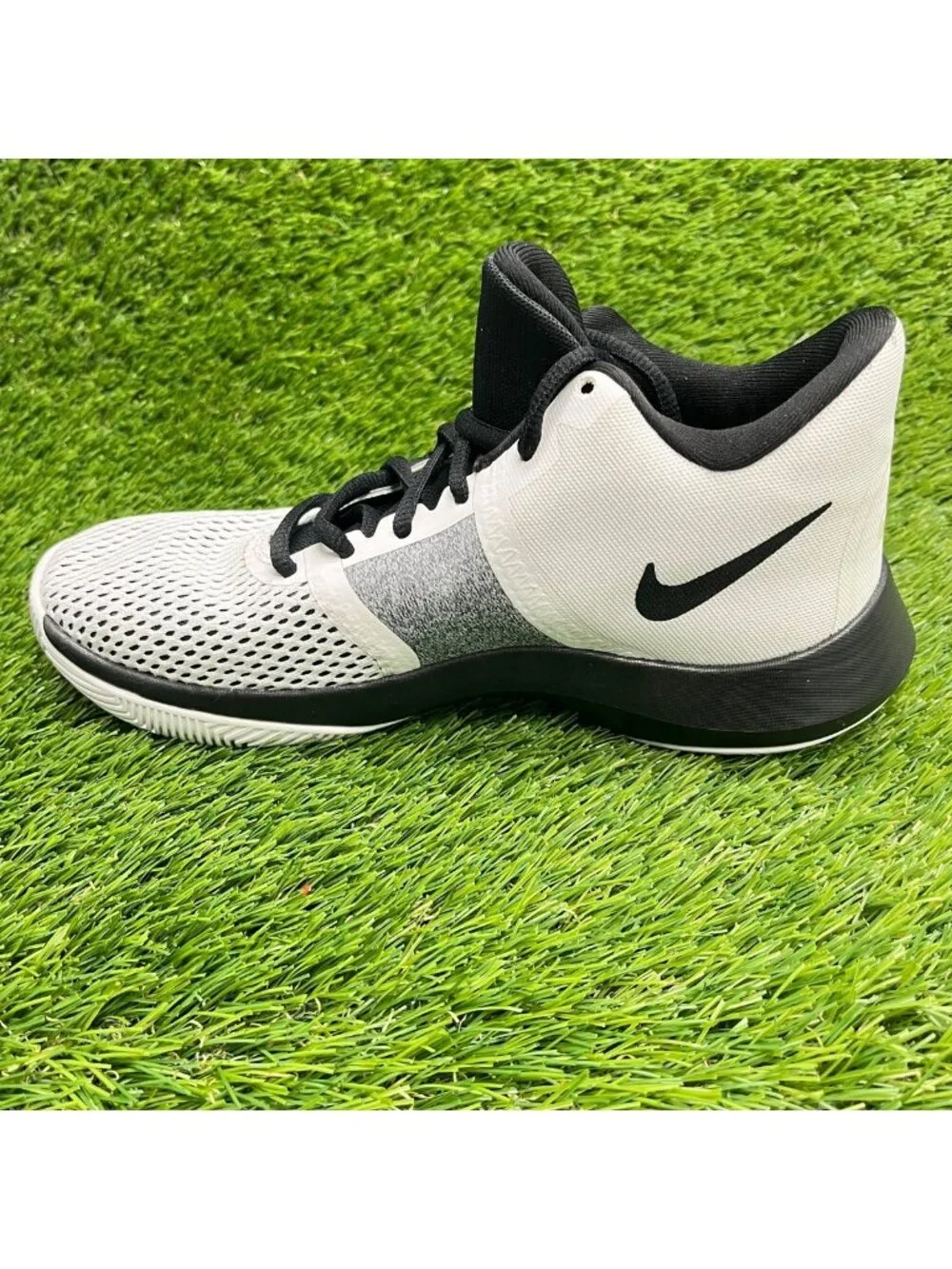 Nike Air Precision 2 II Boys Size 4.5Y White Black Basketball Shoes Sneakers